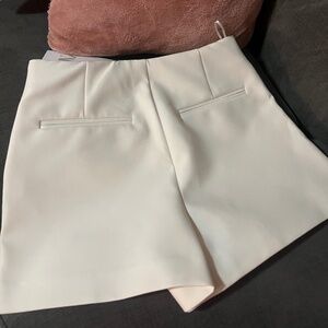 Zara White Tailored High-Waist Women's Shorts